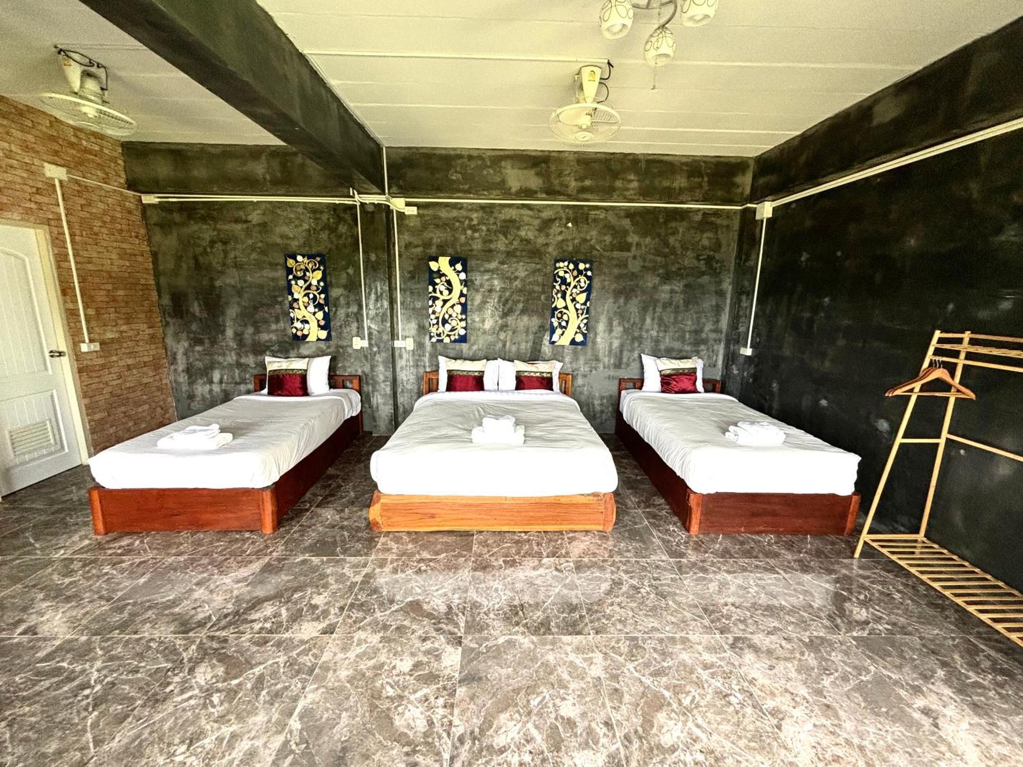 Pai Kiang Fa Hotel Exterior photo